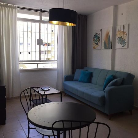 Estudio Amplio En El Corazon De Torremolinos Exterior photo